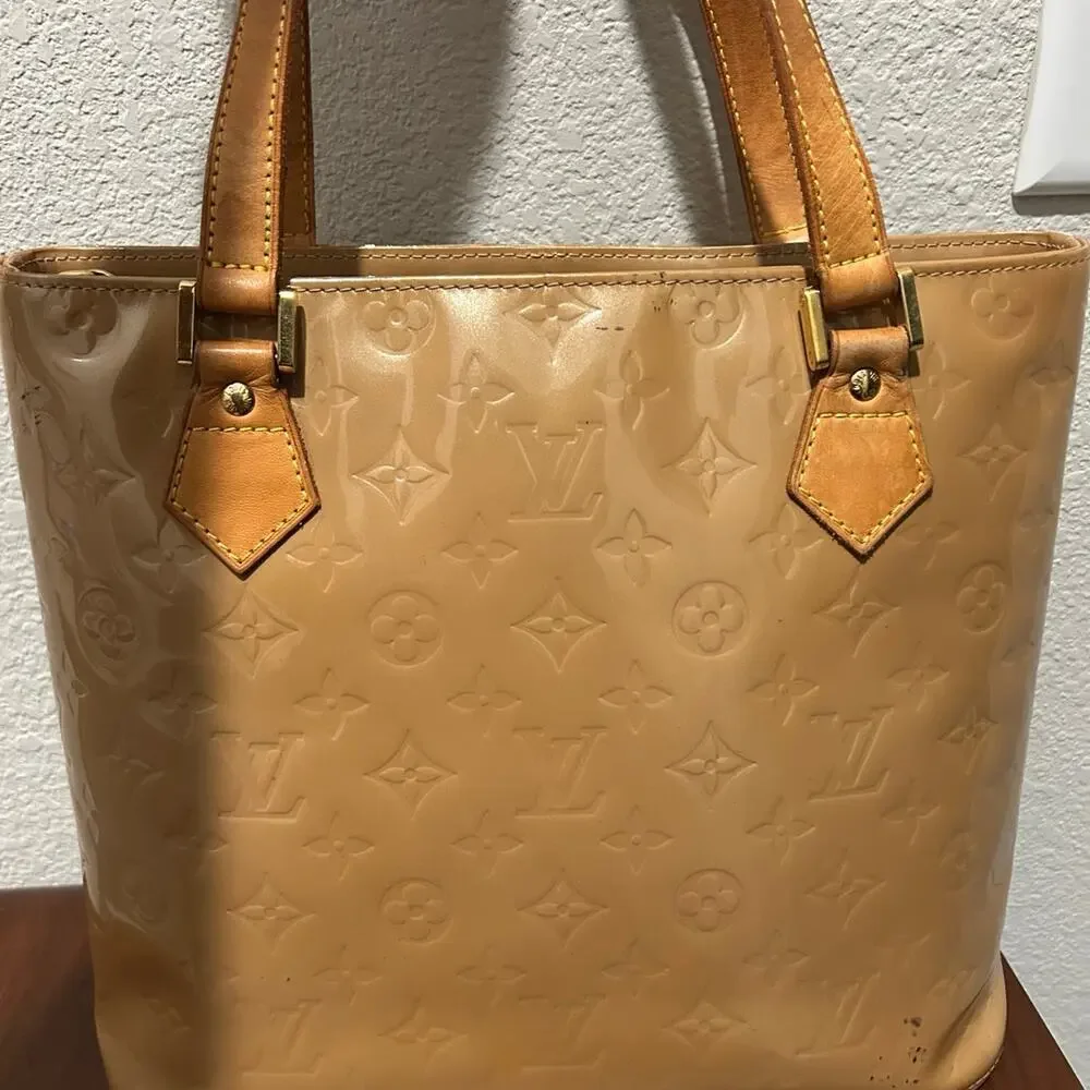 Louis Vuitton Monogram Vernis Houston Tote Bag